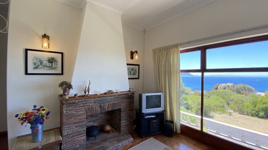 3 Bedroom Property for Sale in Seaforth Western Cape